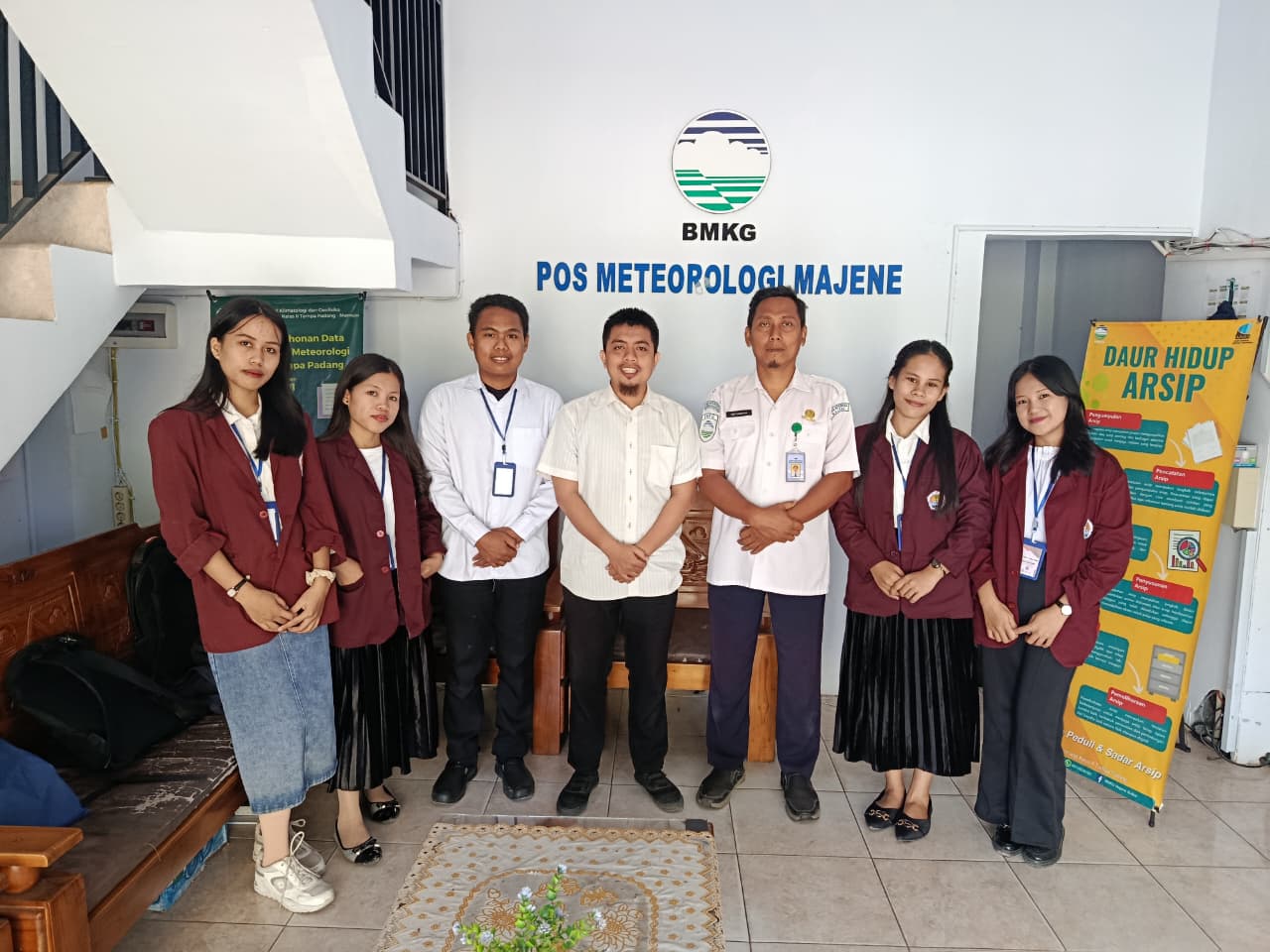 Galeri Perkuat Sinergi dengan Instansi, Prodi Statistika FMIPA Unsulbar Serahkan Mahasiswa PKL ke Lokasi Mitra